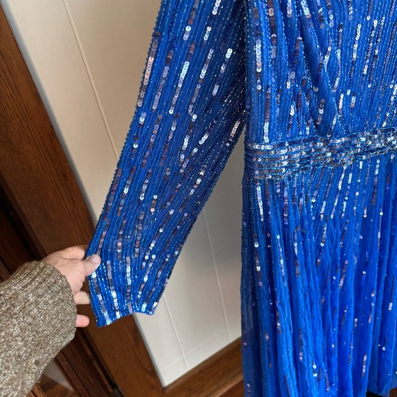 Mac Duggal Light Blue Sequin Tea-Length V-Neck Long Sleeve Formal Dress 22 *NOTE - Picture 3 of 16